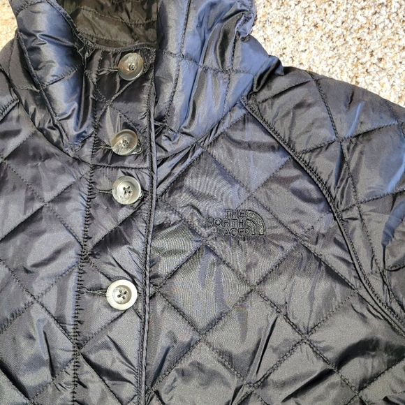 North Face Women's Barn Jacket - Picture 2 of 5